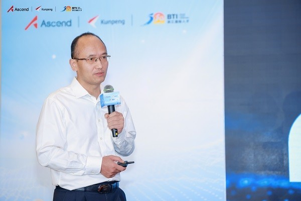 宁波明天医网科技有限公司首席技术官简刚?