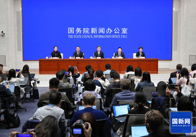 图据国新网